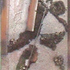 Obraz Petr Písařík V trávě,2006, průmyslový odpad - různé materiály, 133 x 24 x 11 cm